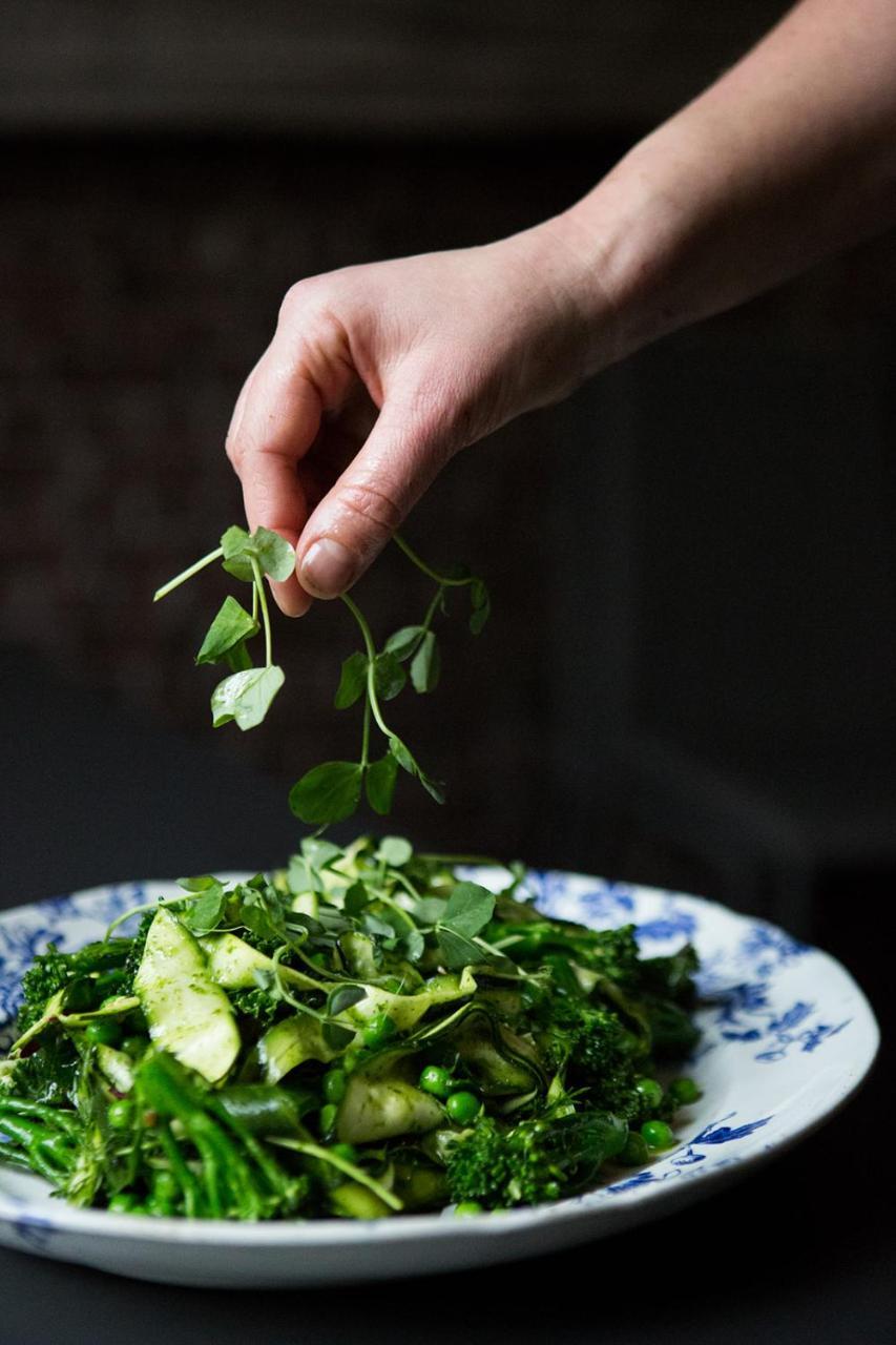 Whitehouse Rye住宿加早餐旅馆 外观 照片 Watercress being added to a salad